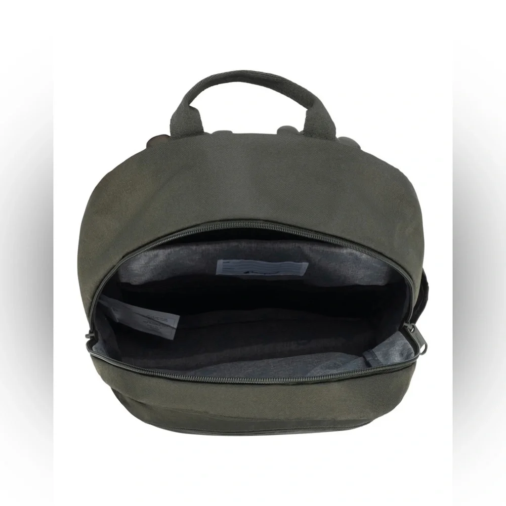 Champion multiple pockets